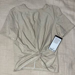 SPECIAL EDITION LULULEMON TOP